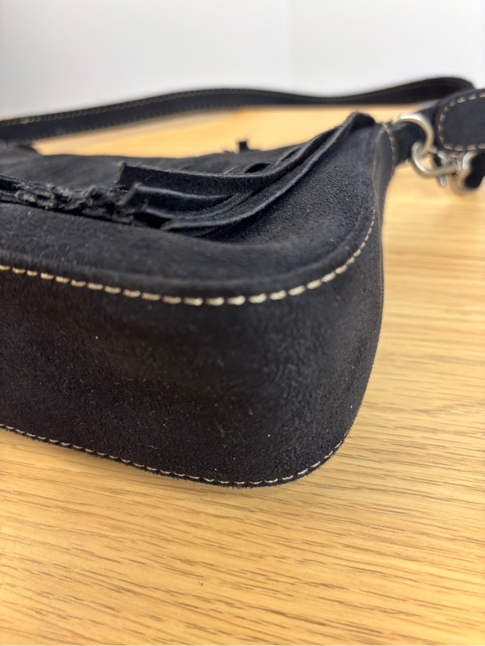 Vintage Nine West Black Suede Fringe Baguette Bag - Picture 8 of 15